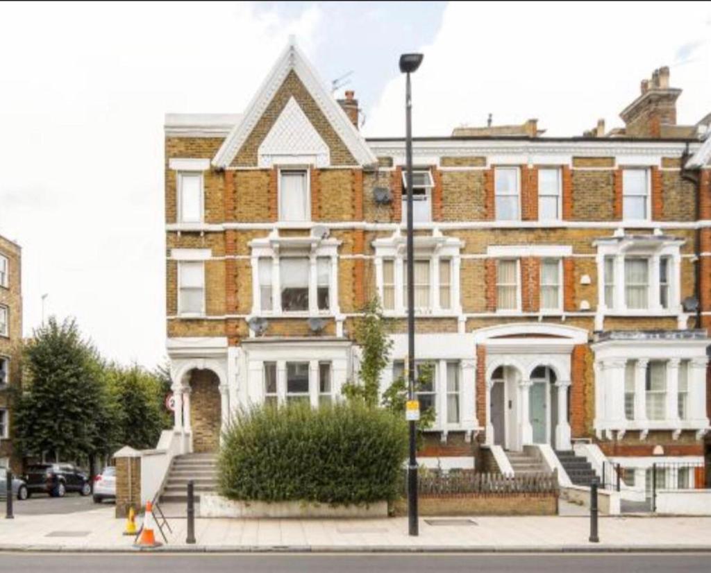 Apartment Lavender Hill London Exterior foto